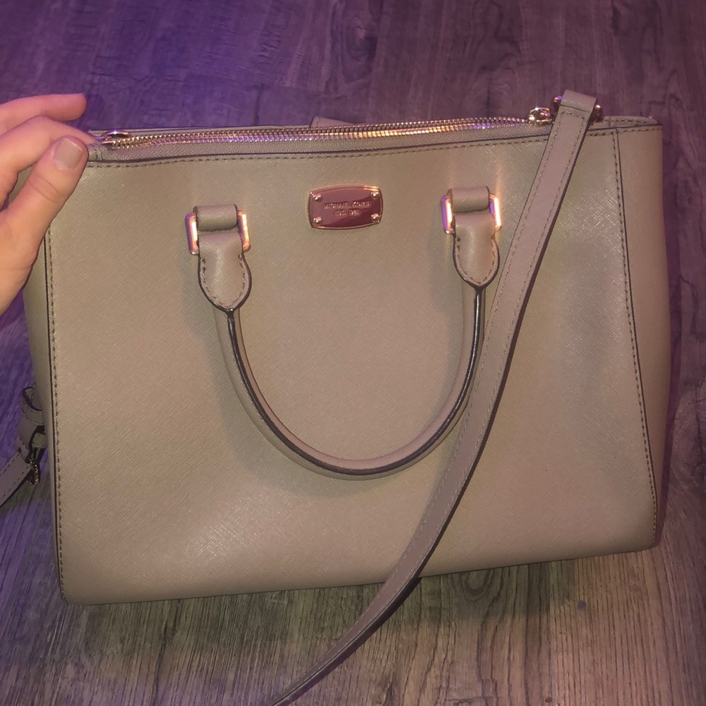 Michael kors purse